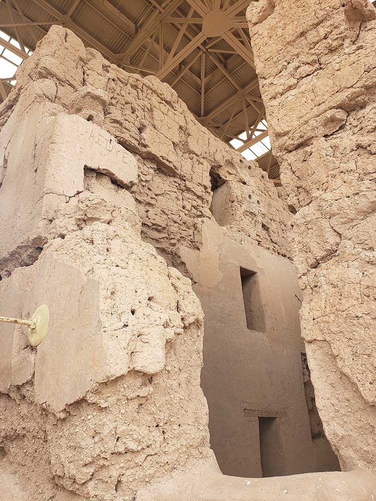 casa-grande-inside-window