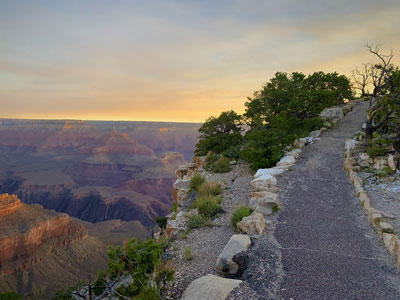 Rim Trail at Sunrise, Grand Canyon South Rim