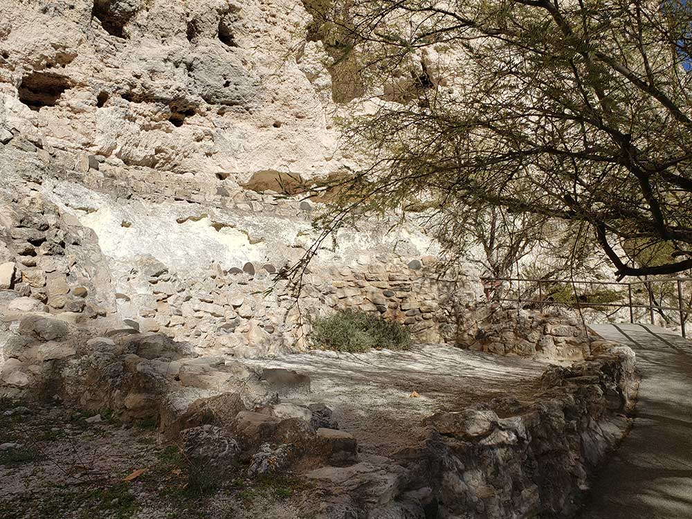 montezuma-castle-smaller-ruin