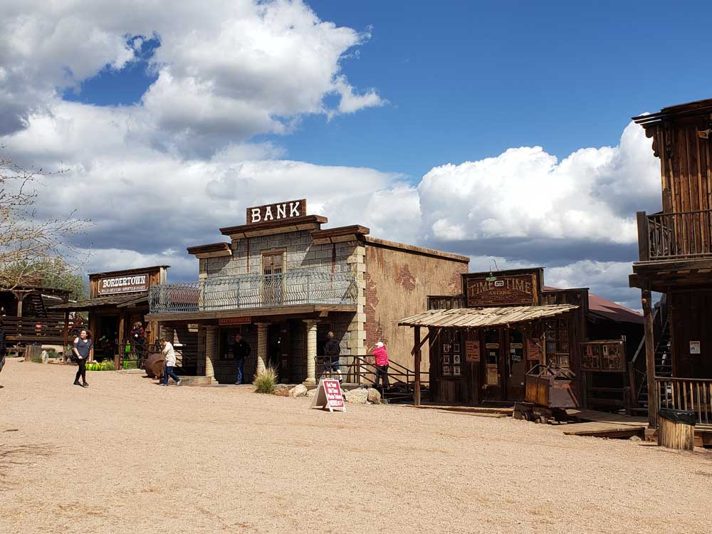 goldfield-ghost-town-shops