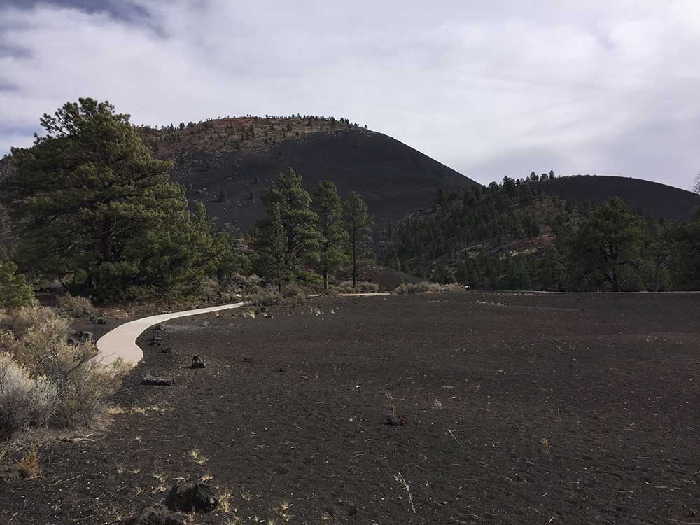 sunset-crater-trail