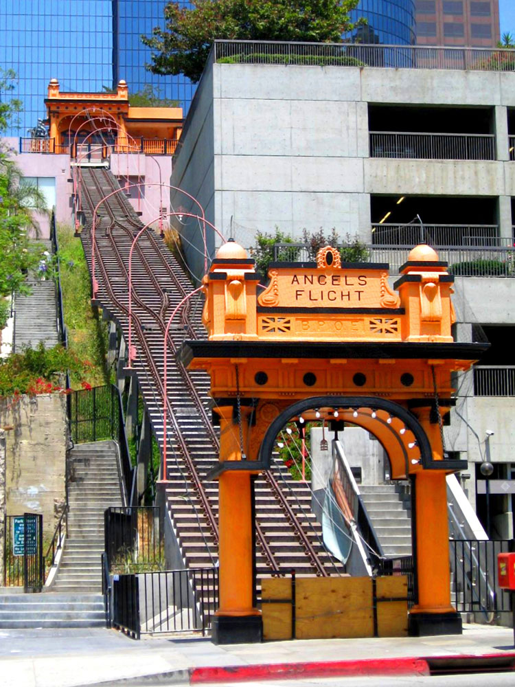 broad-escalator