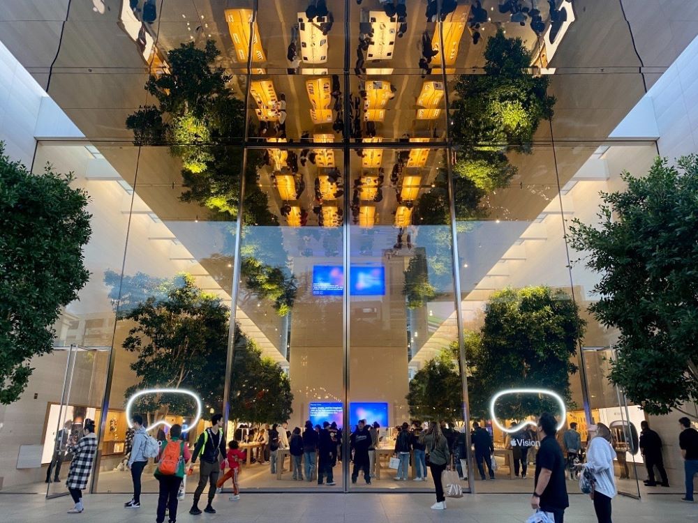 Apple Store at The Grove shopping center in Los Angeles