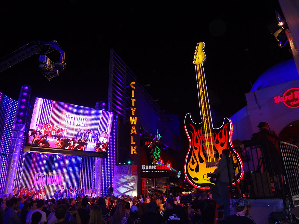 Giant guitar sculpture at Universal CityWalk Hollywood, Los Angeles