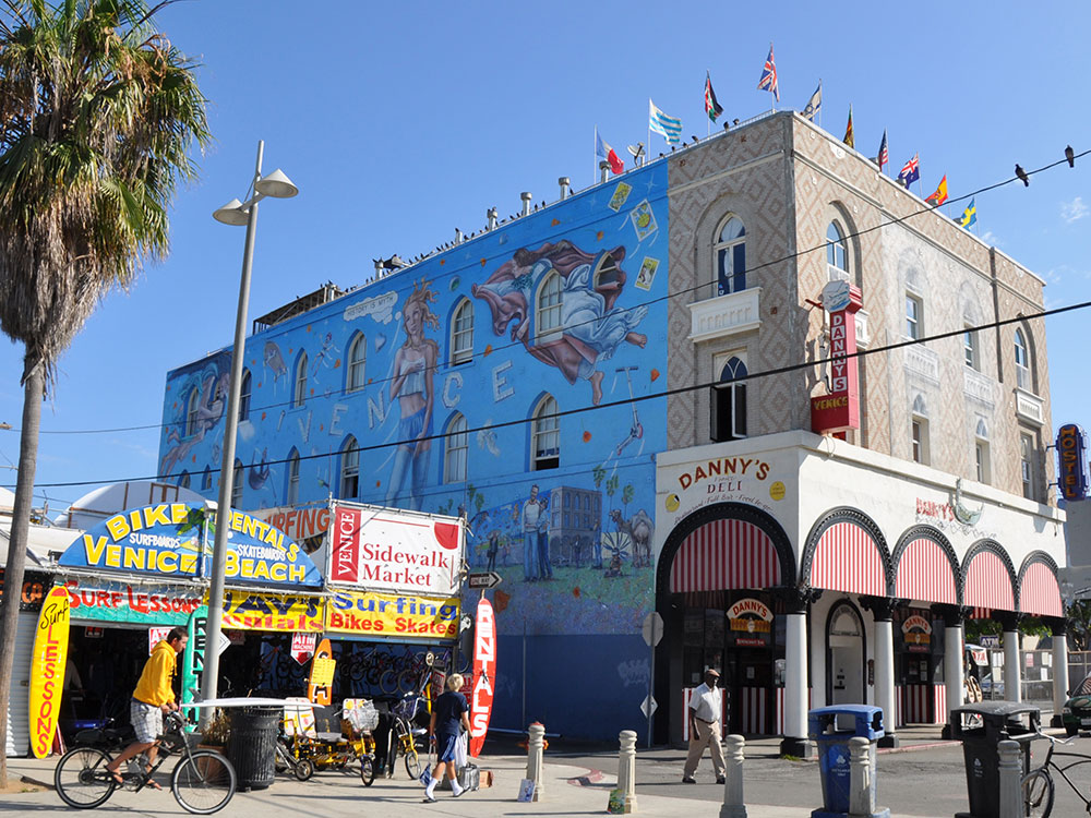 Palazzo Ducale mural along the Venice Beach boardwalk, Los Angeles