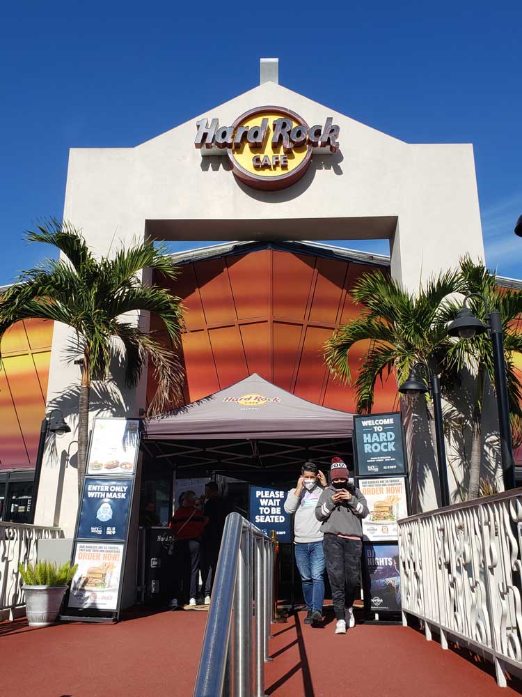 bayside-marketplace-hard-rock-entrance