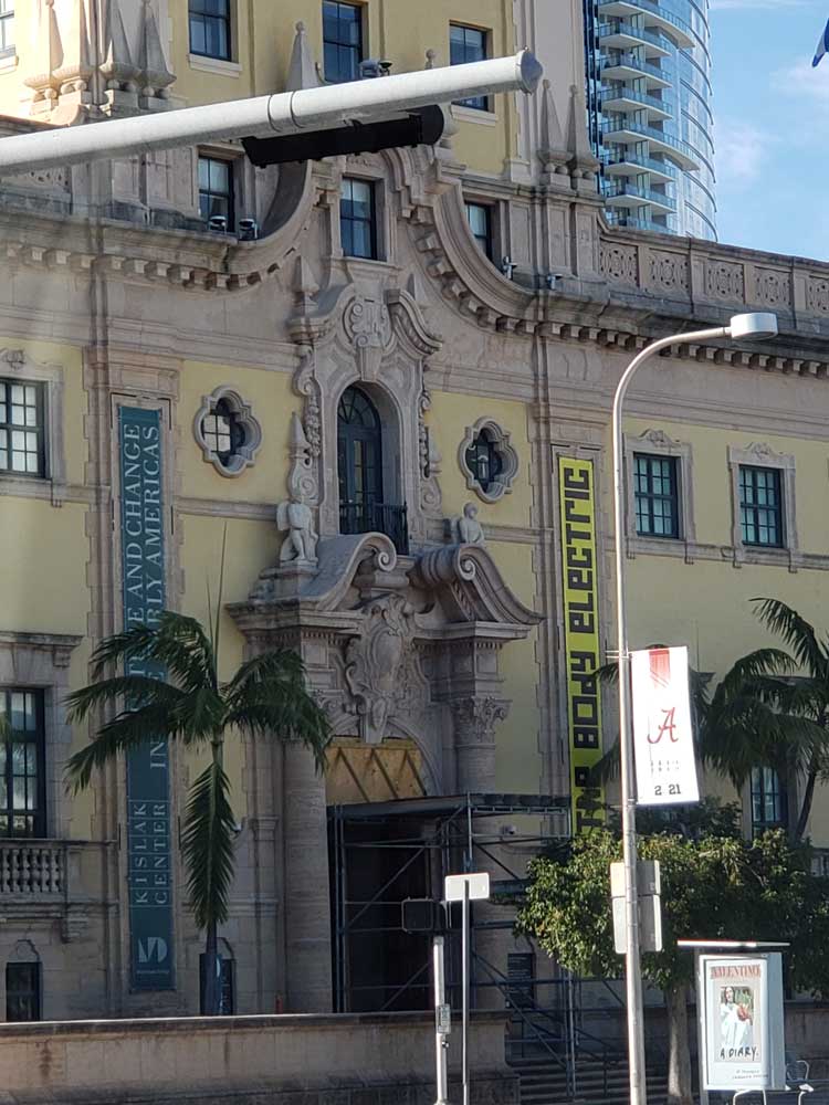 freedom-tower-entrance