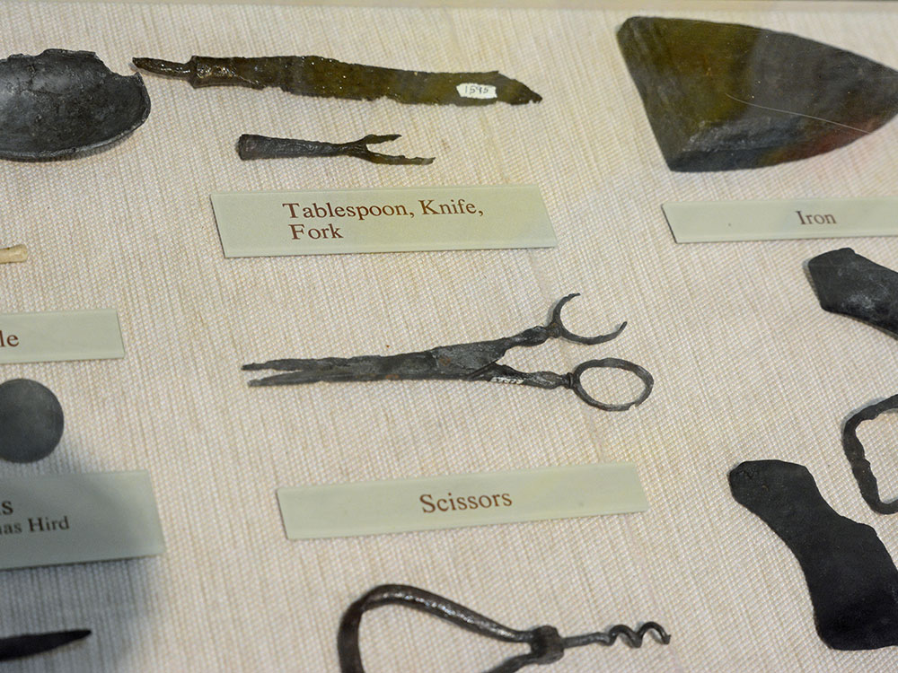 bonaventure-cemetery-angel-sculpture