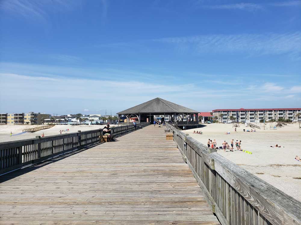 tybee-beach-on-pier