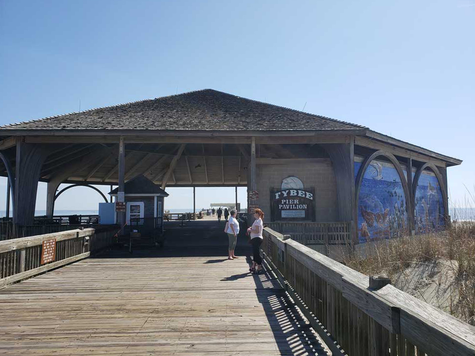 tybee-beach-outside-pavillion
