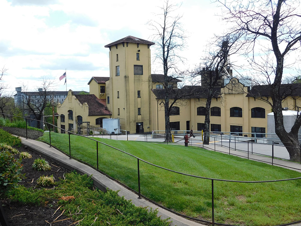 Black Mountain Kentucky High Point Sign