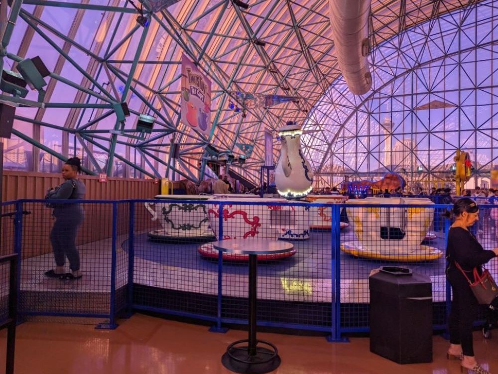 Twistin' Tea Cups spinning ride inside the Adventuredome at Circus Circus, Las Vegas