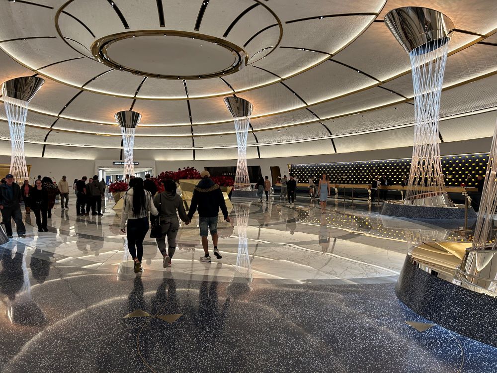 Grand lobby of Fontainebleau Las Vegas hotel