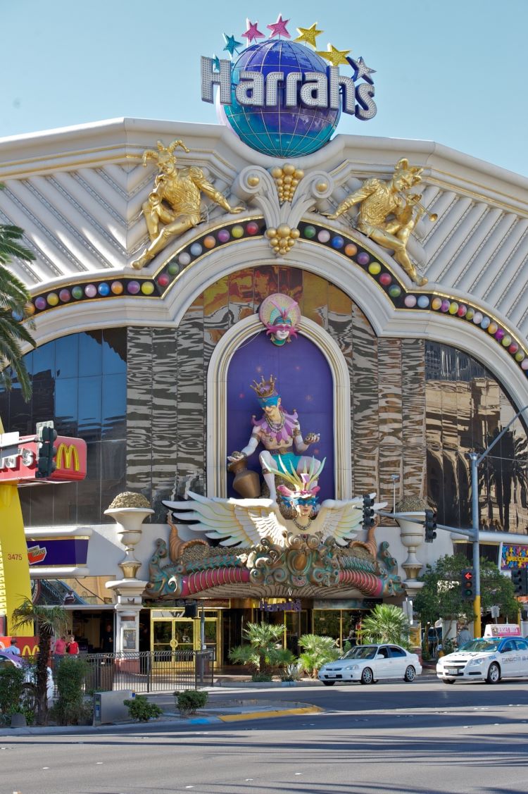 Harrah's Las Vegas casino entrance on the Las Vegas Strip