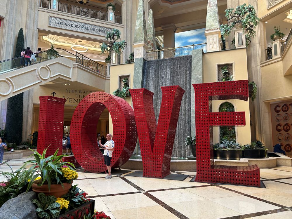 Love sculpture art installation in the garden at Wynn Las Vegas