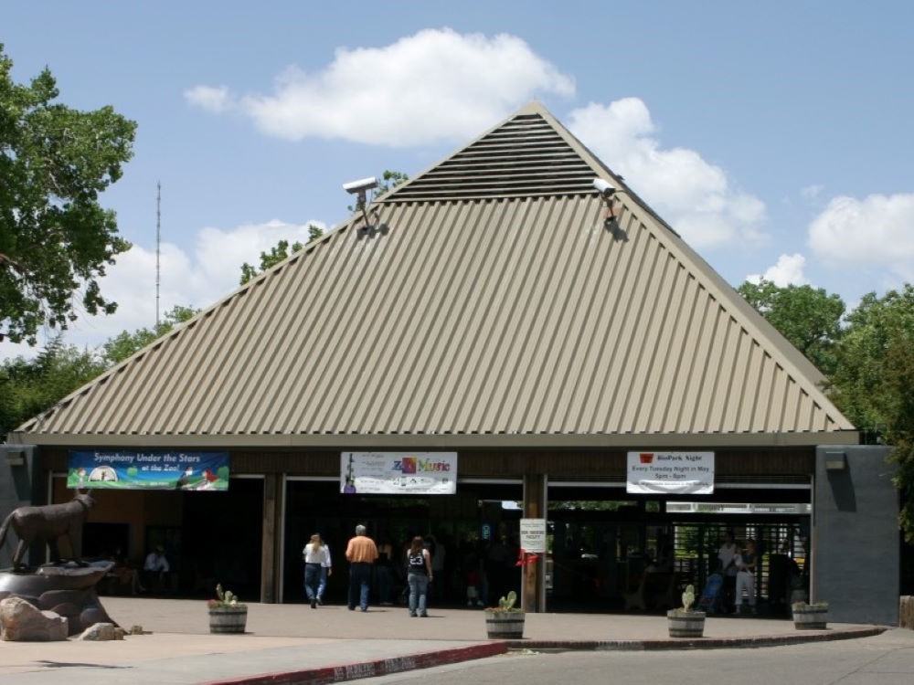 Rio Grande Zoo main entrance, ABQ BioPark, Albuquerque, New Mexico