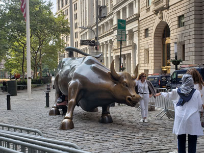 Bowling Green and Charging Bull