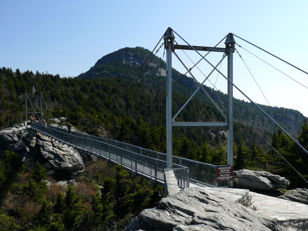 mt-mitchell-walkway