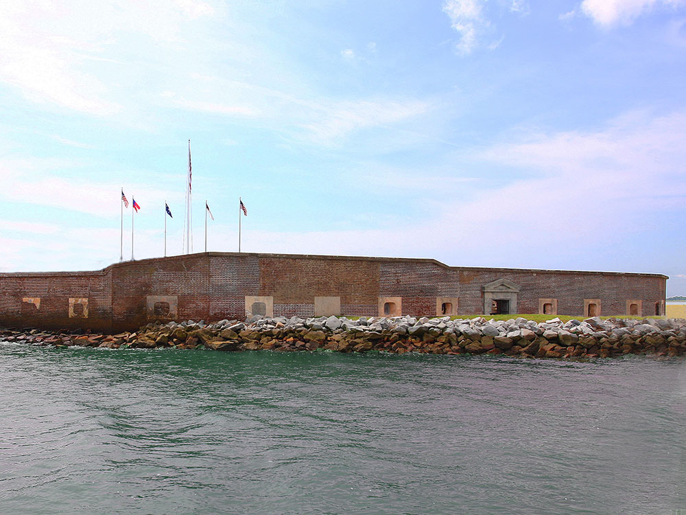 angel-oak-tree-surrounding-trees