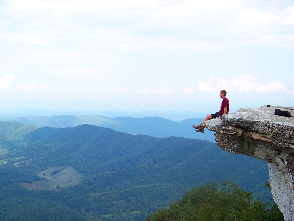 steven-udvay-space-center-hanger