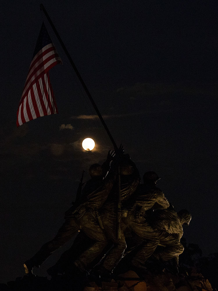 steven-udvay-space-center-spacesuit