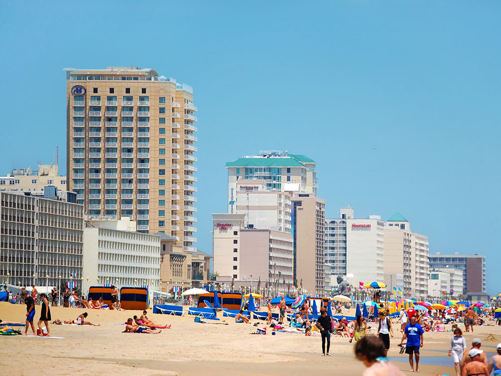 steven-udvay-space-center-space-hanger