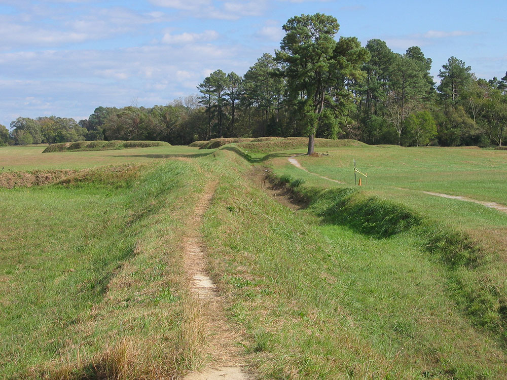 steven-udvay-space-center-hanger
