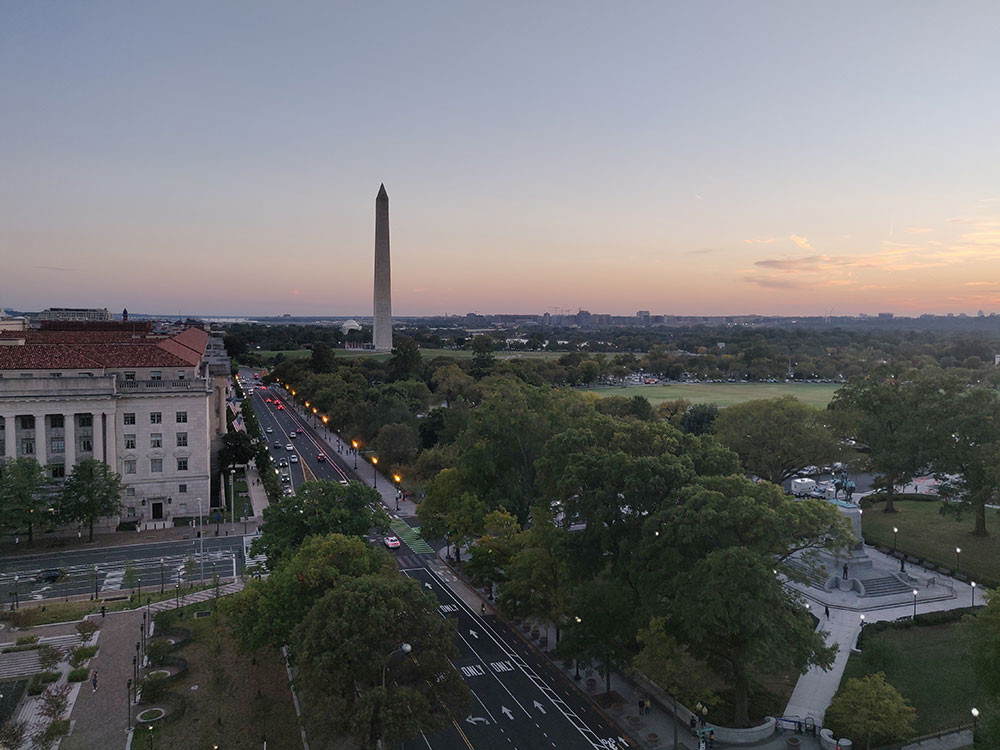 Washington Monument Near White House