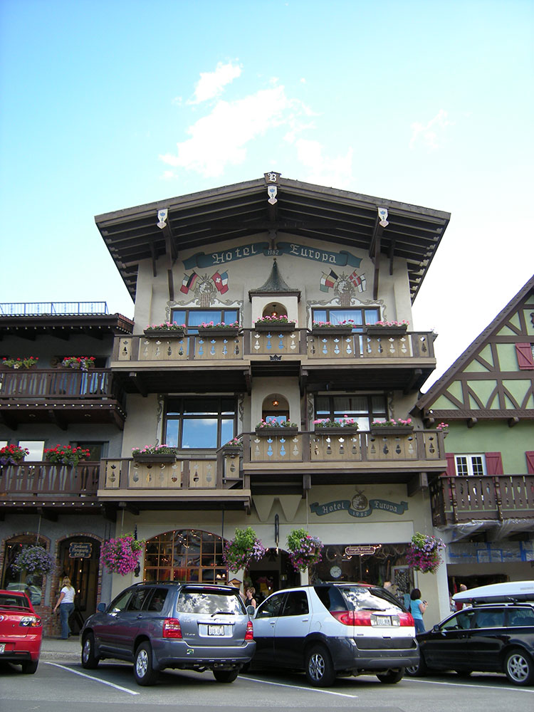Crater Lake Watchman Trail Road