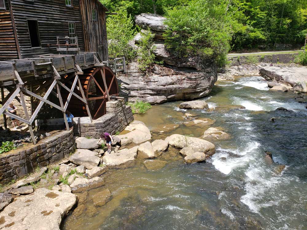 glade-creek-grist-mill-wheel