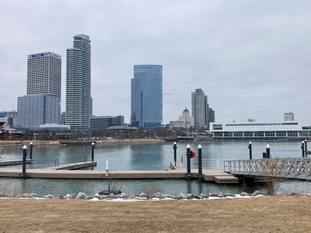 City skyline view from Lakeshore State Park in winter, Milwaukee