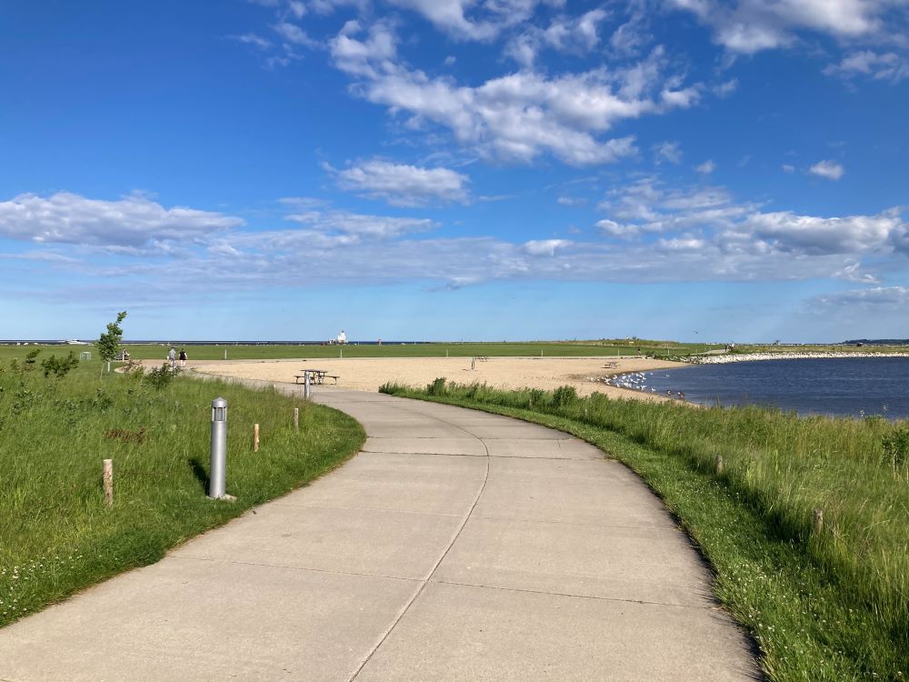 Lakeshore State Park in summer, Milwaukee