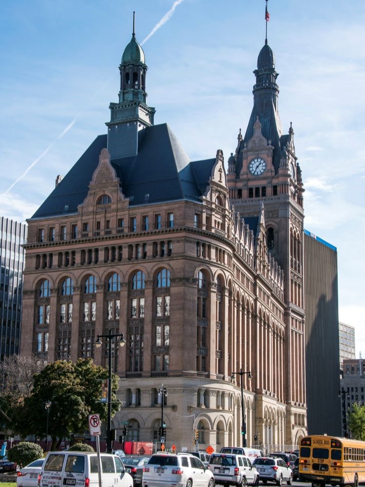Milwaukee City Hall facade, 200 East Wells Street