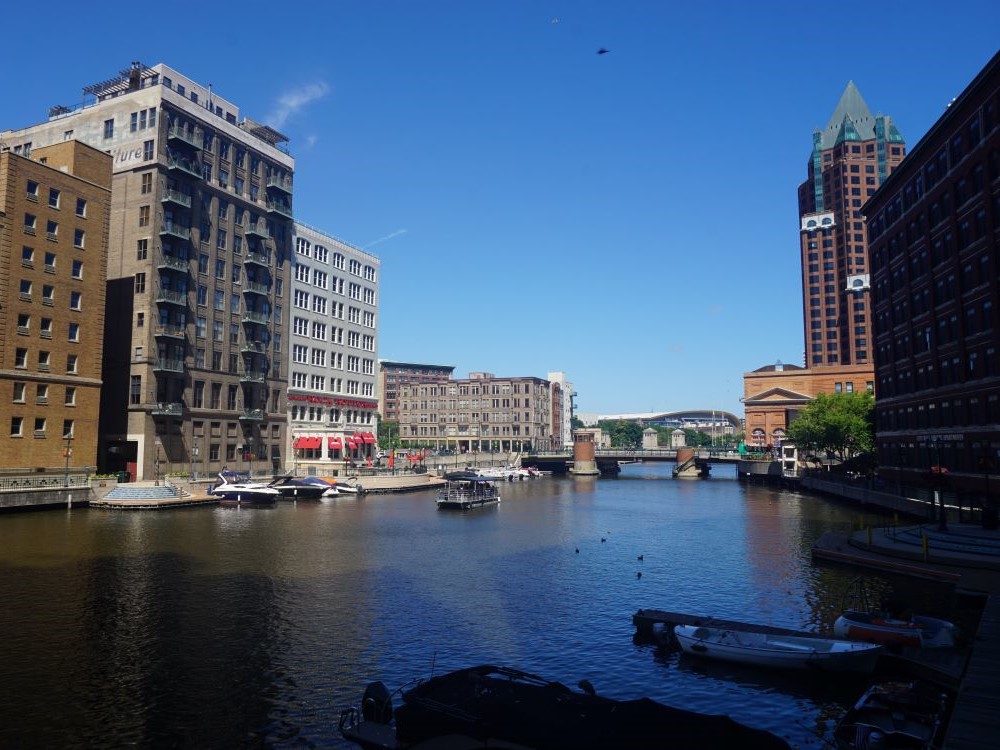 Milwaukee River in downtown Milwaukee