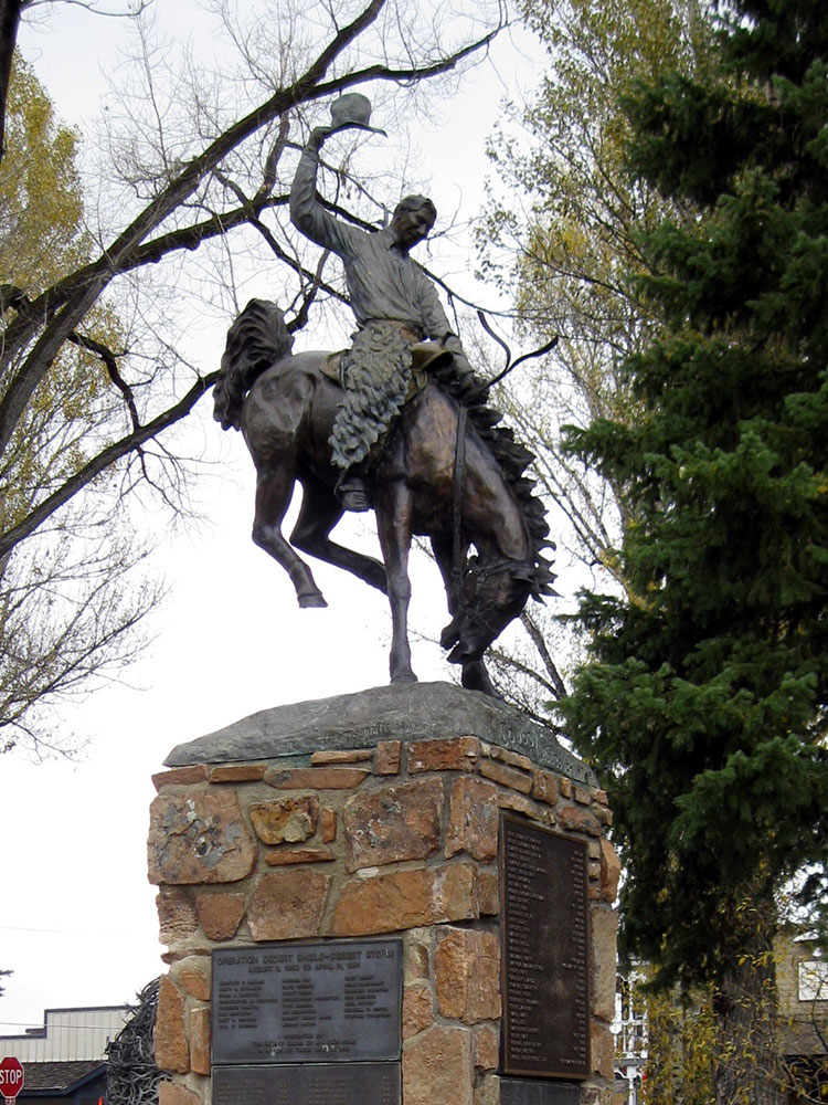 Grand Canyon Yellowstone Cliffs