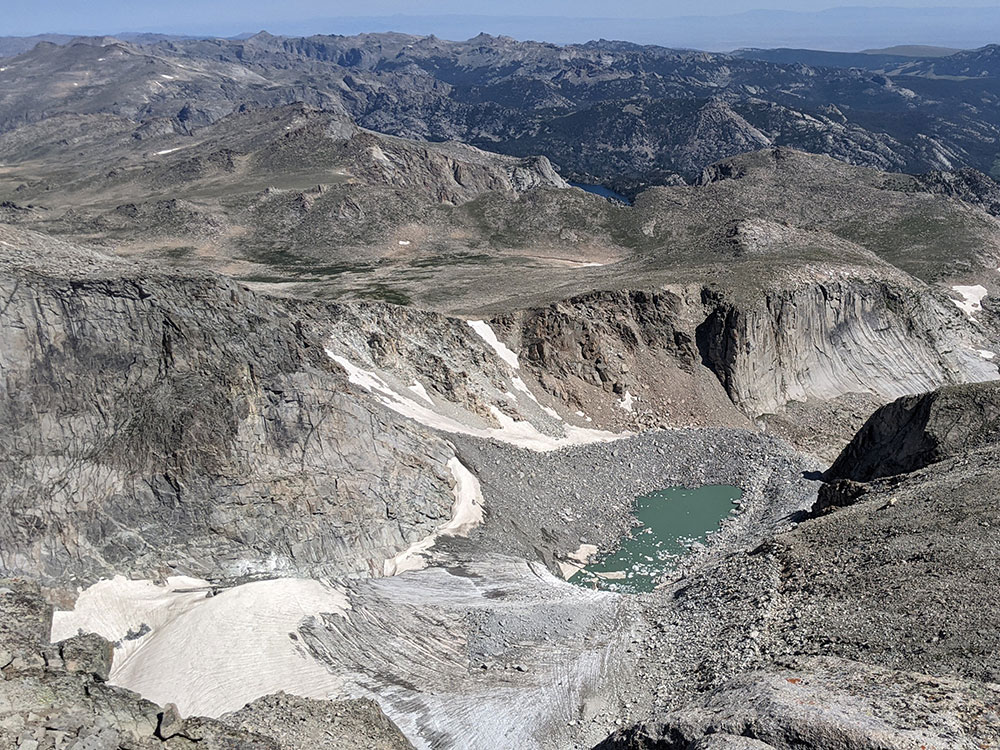 Grand Canyon Yellowstone Cliffs