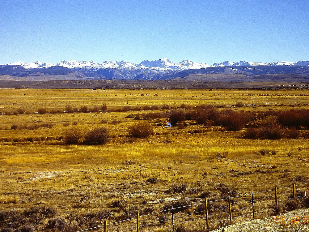 Grand Canyon Yellowstone Cliffs 2