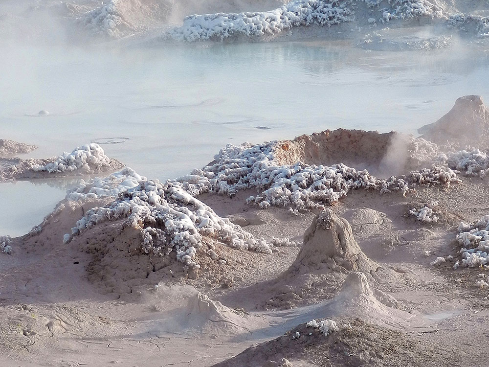 Fountain Paint Pot geothermal basin, Yellowstone National Park
