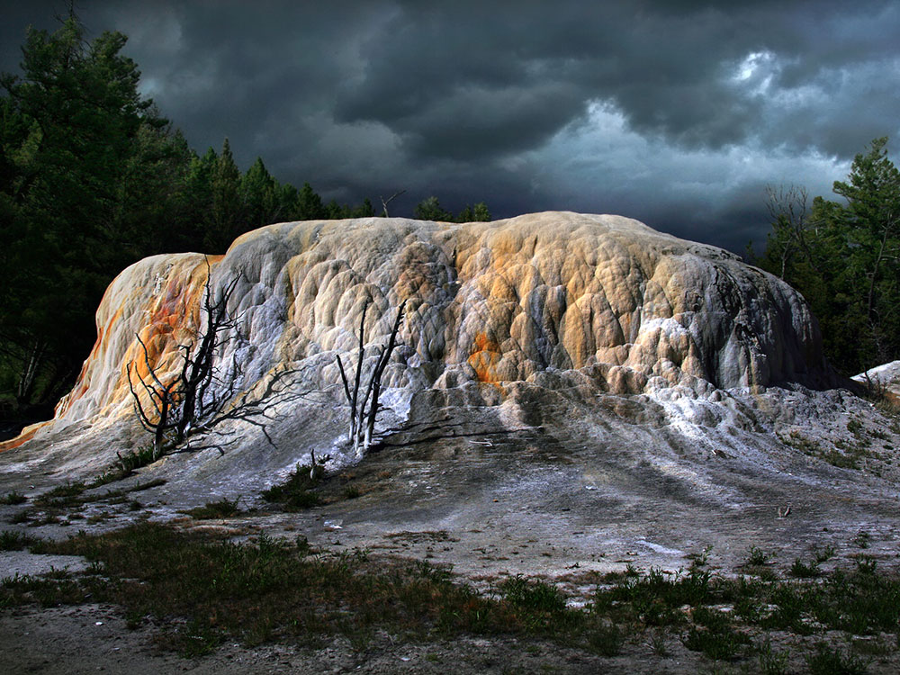 Orange Spring Mound at Mammoth Hot Springs, Yellowstone
