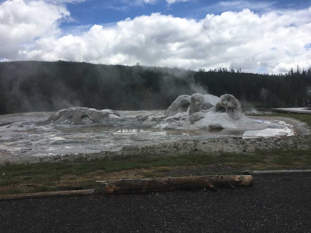 Grotto Geyser